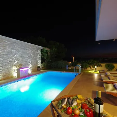 Lucia Marea Villa *