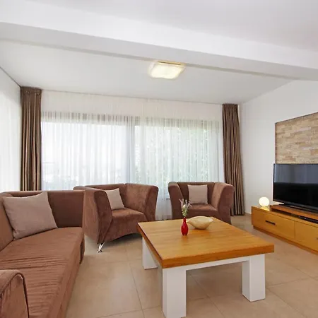 Lucia Marea Villa *