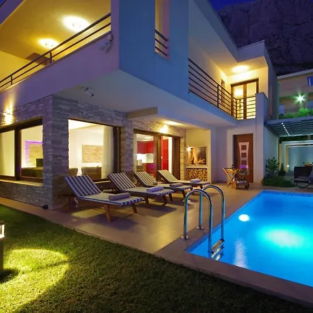 Lucia Marea Villa *