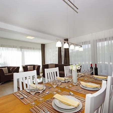 Villa Lucia Marea Makarska